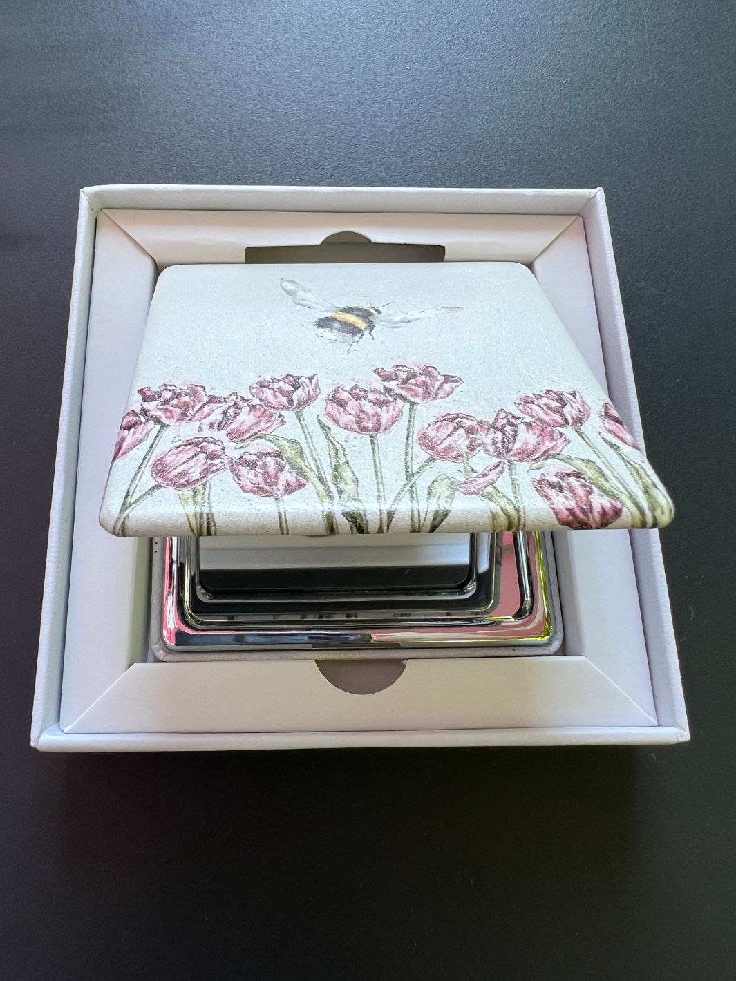 Taschenspiegel Tulpen mit Hummel von Wrendale Designs