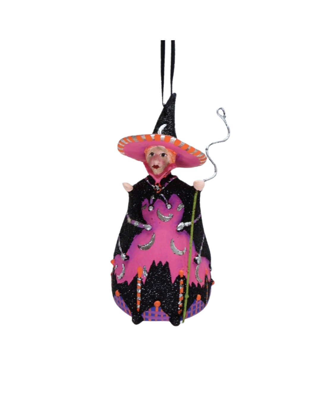 Hängende „Mini Bat Moon Witch“ Hexen Figur von Patience Brewster vor weißem Hintergrund.