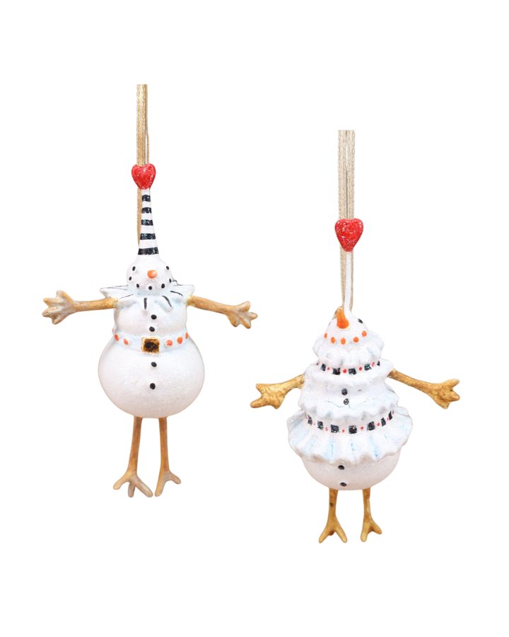 „Krinkles Mini Mrs. & Mr. Snowman von Patience Brewster, zwei handbemalte Schneemann-Anhänger mit langen goldenen Beinen und lustigen Details.“
