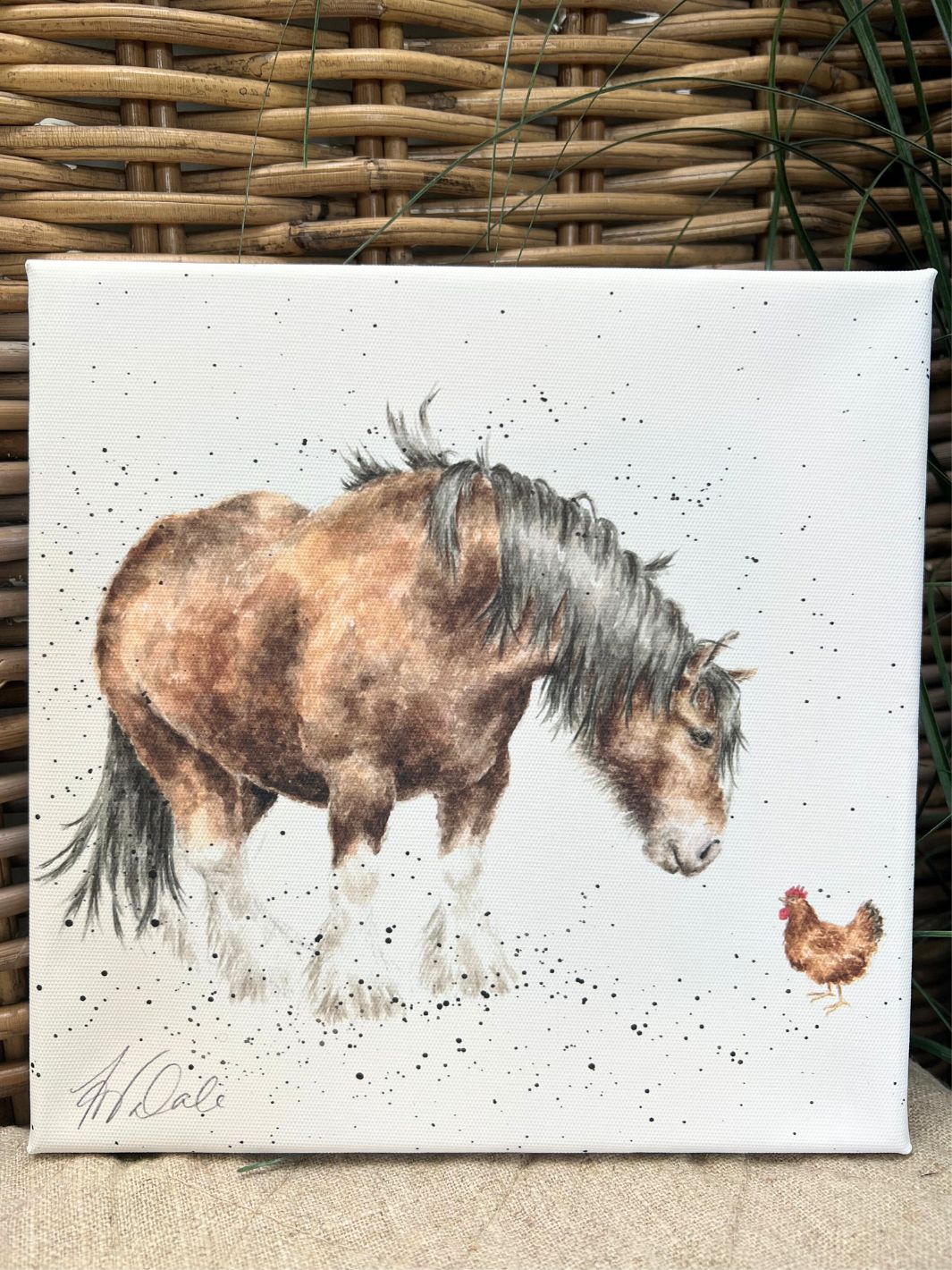 Pferd mit Huhn auf Leinwand Wrendale Designs
