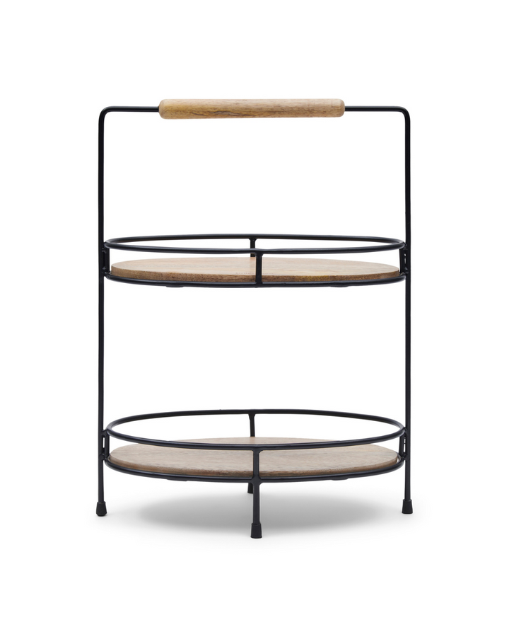 Die Lower East Side Etagere von Rivièra Maison aus braunem Holz und schwarzem Metall ist vor einem weißen Hintergrund.