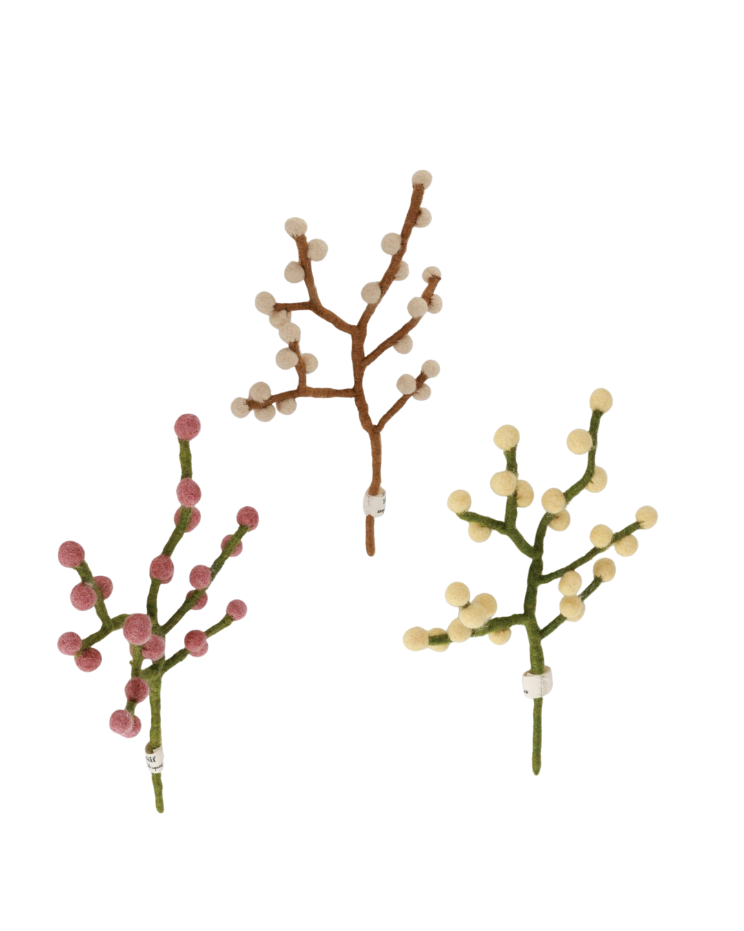 Filzblume Mini Beeren-Ast von Gry & Sif in den Farben Hellgelb, Beige und Rouge, freigestellt vor weißem Hintergrund.