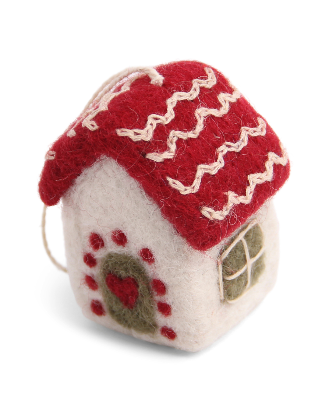 Handgefilztes Mini Weihnachtshaus von Gry & Sif. Mit detailreicher Verzierung, roem Dach und grüner Tür und Fenstern.