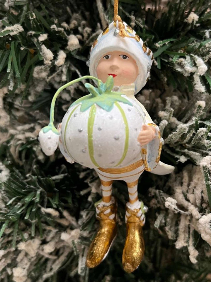 Elfen Krinkles "Moonbeam Prancer's Tailor Elf" von Patience Brewster.