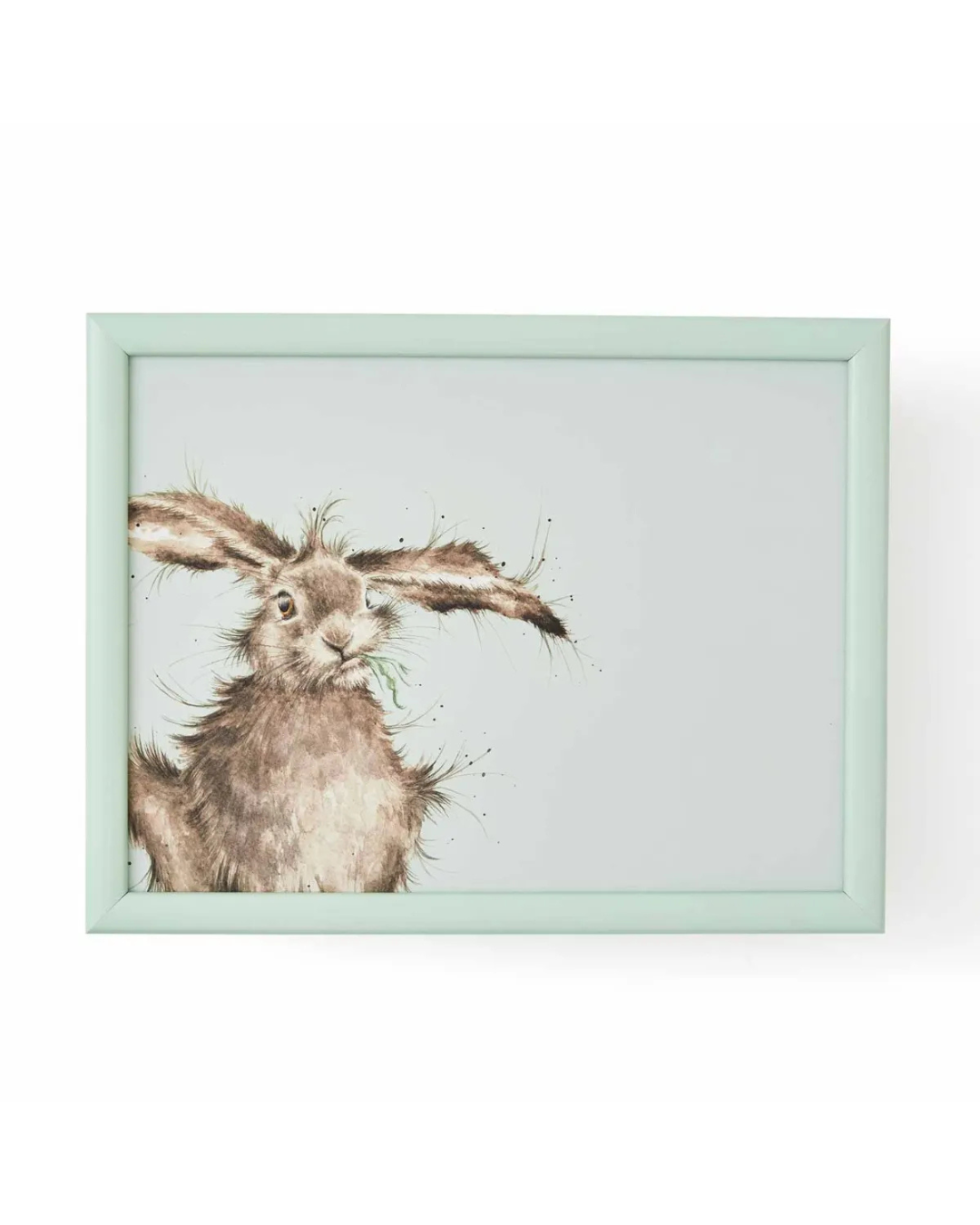 Detailansicht des Hasenmotivs auf dem Knietablett von Wrendale Designs