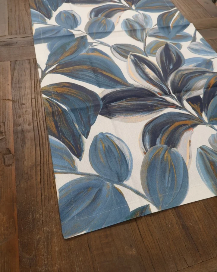 Blätter Tischläufer "Tikal 50x140 cm" von Sander Table + Home