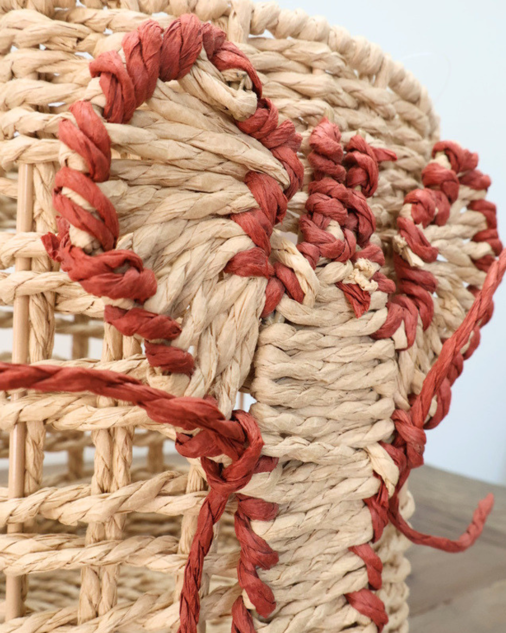 Nahaufnahme des Hummer Korbs Lobster von J. Kersten, der die detailreiche Flechtoptik und die naturalistische Hummer-Form zeigt.