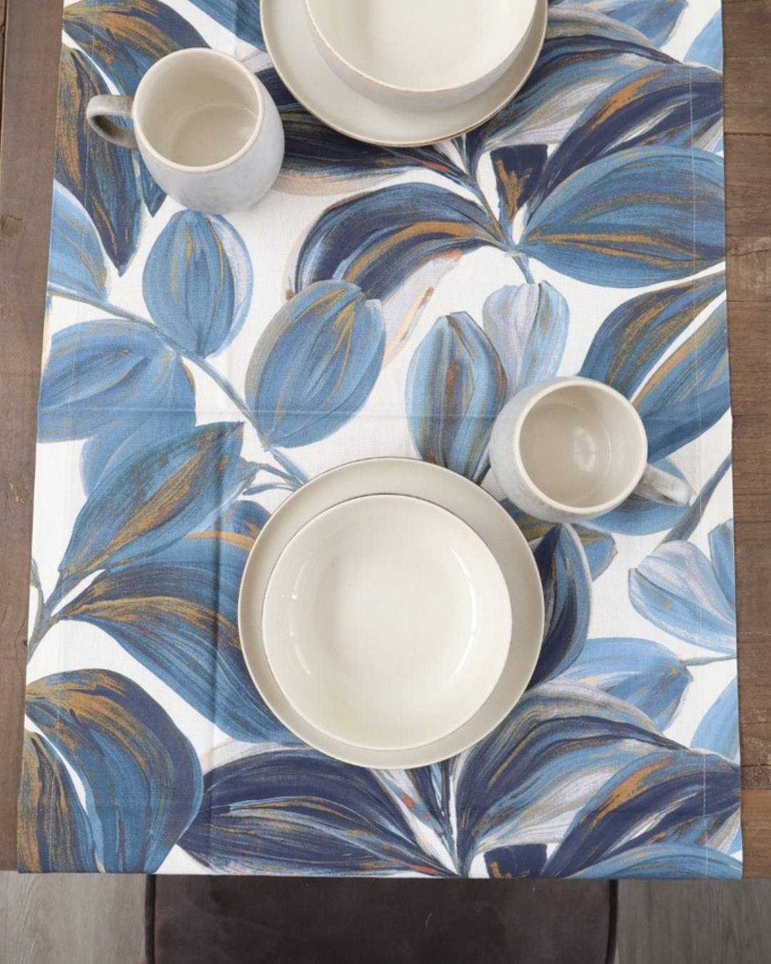 Blätter Tischläufer "Tikal 50x140 cm" von Sander Table + Home
