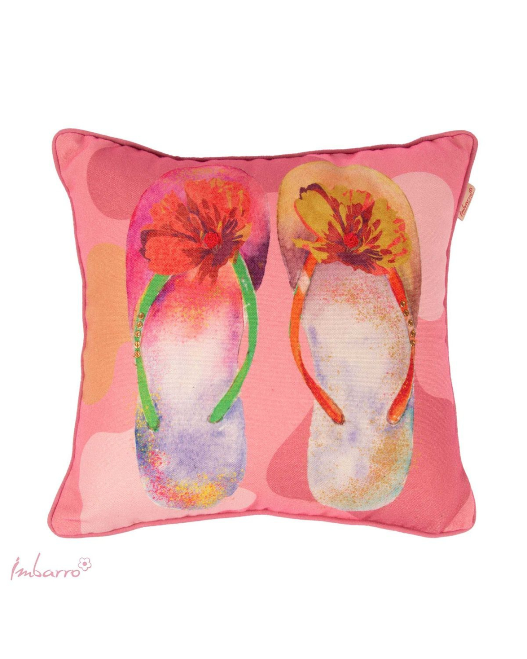 Sommerliches Outdoorkissen "Flipflops" von Imbarro. Zwei verschiedenfarbige, bunte Flipflops auf mehrfarbigen Kissen, welche in rot/rosa/pink gehalten sind. Die Flipflops sind mit mit jeweils einer Blumenblüte verziert.