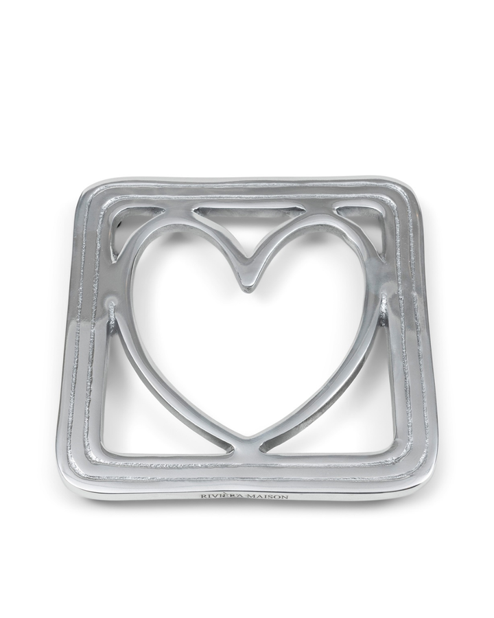 Quadratischer Topfuntersetzer Lovely Heart von Rivièra Maison in Silber freigestellt