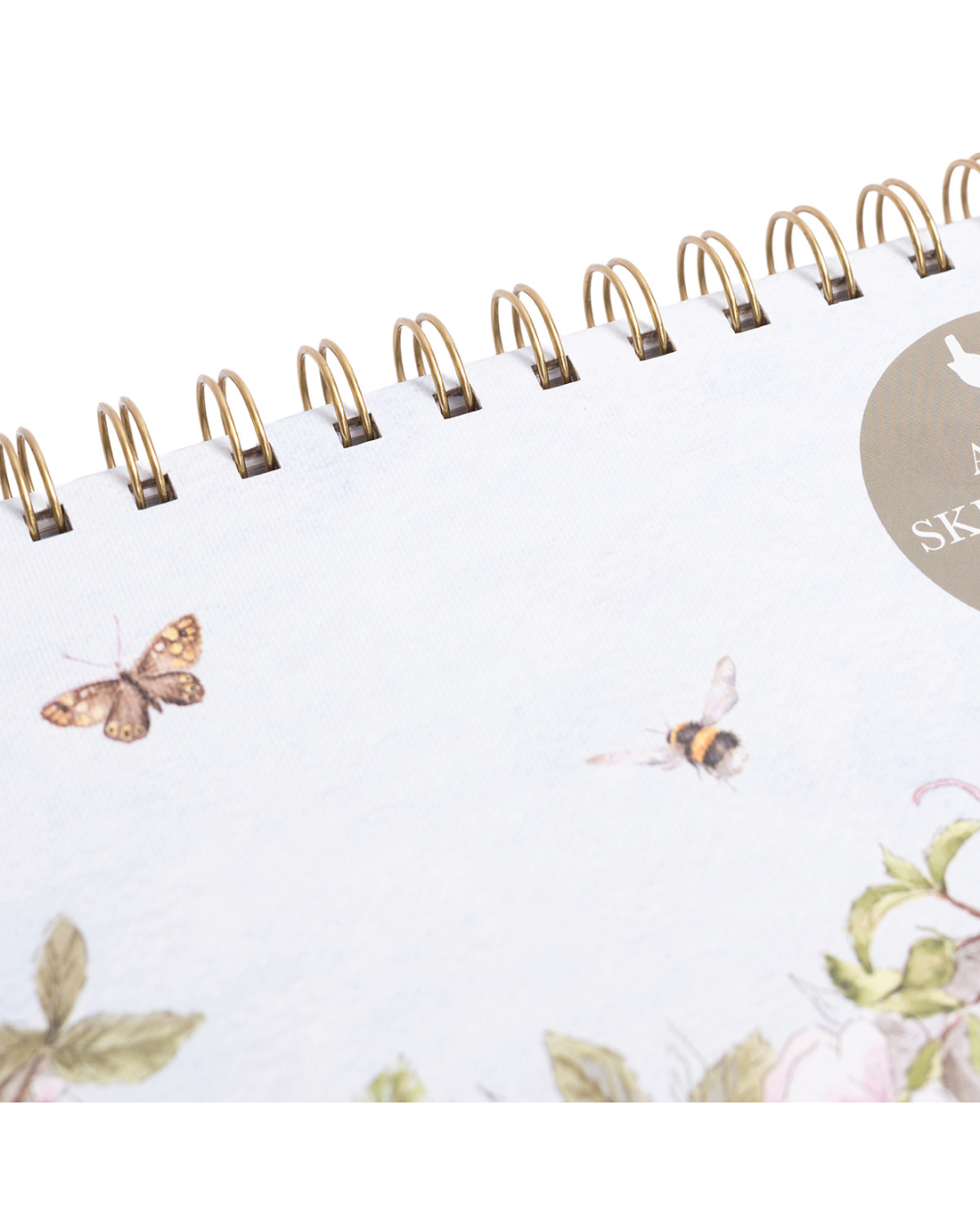 Detailaufnahme der Spiralbindung des Skizzenbuchs A4 „Hedgerow“ von Wrendale Designs mit sichtbarem Naturmotiv.