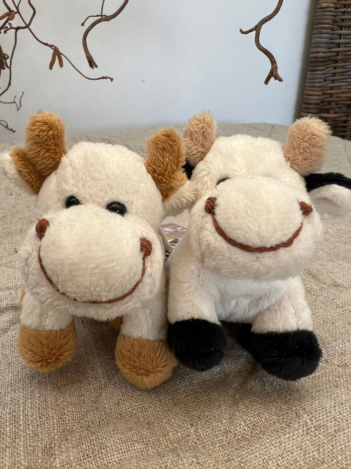 Zwei Kuh Kuscheltier Schlüsselanhänger von Bukowski aus Schweden.