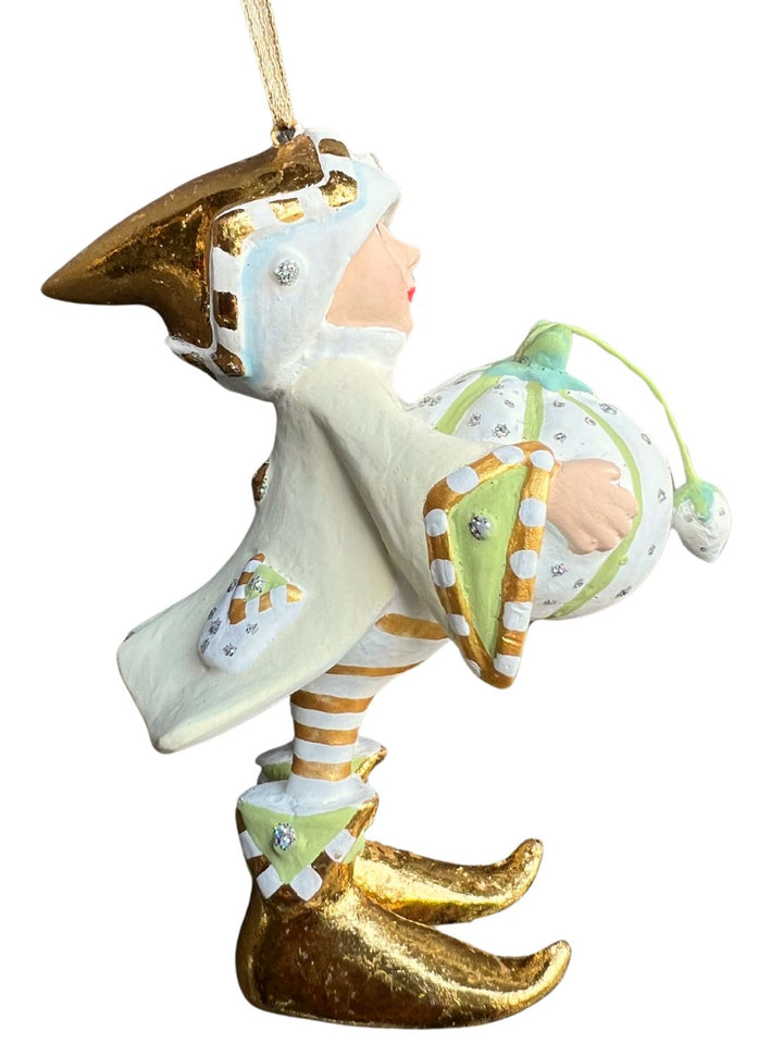 Seitenansicht Krinkles Prancers Tailor Elf von Patience Brewster