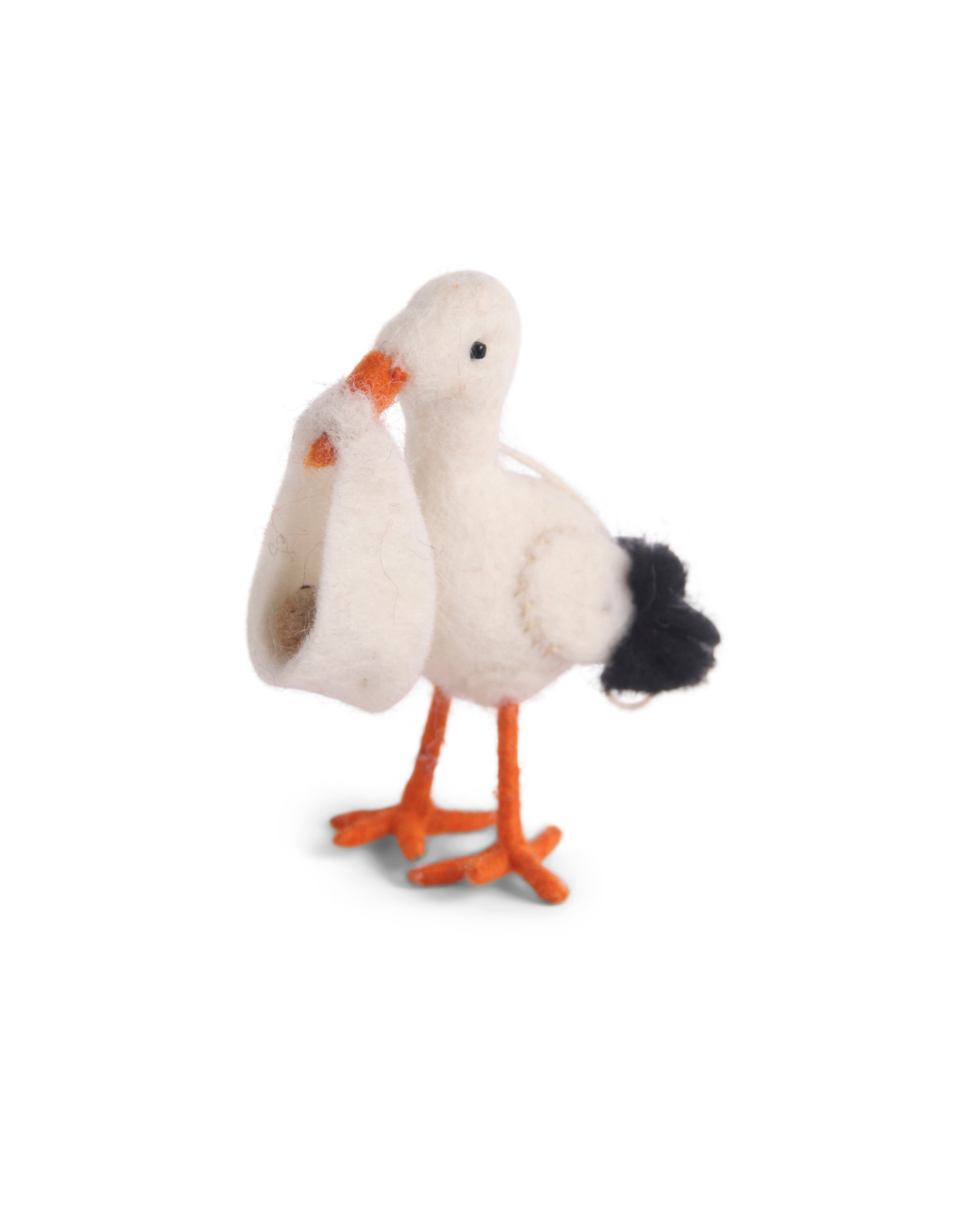 Filzanhänger Storch mit Baby von Gry & Sif vor weißem Hintergrund als Geschenkidee zur Geburt aus Schurwolle.