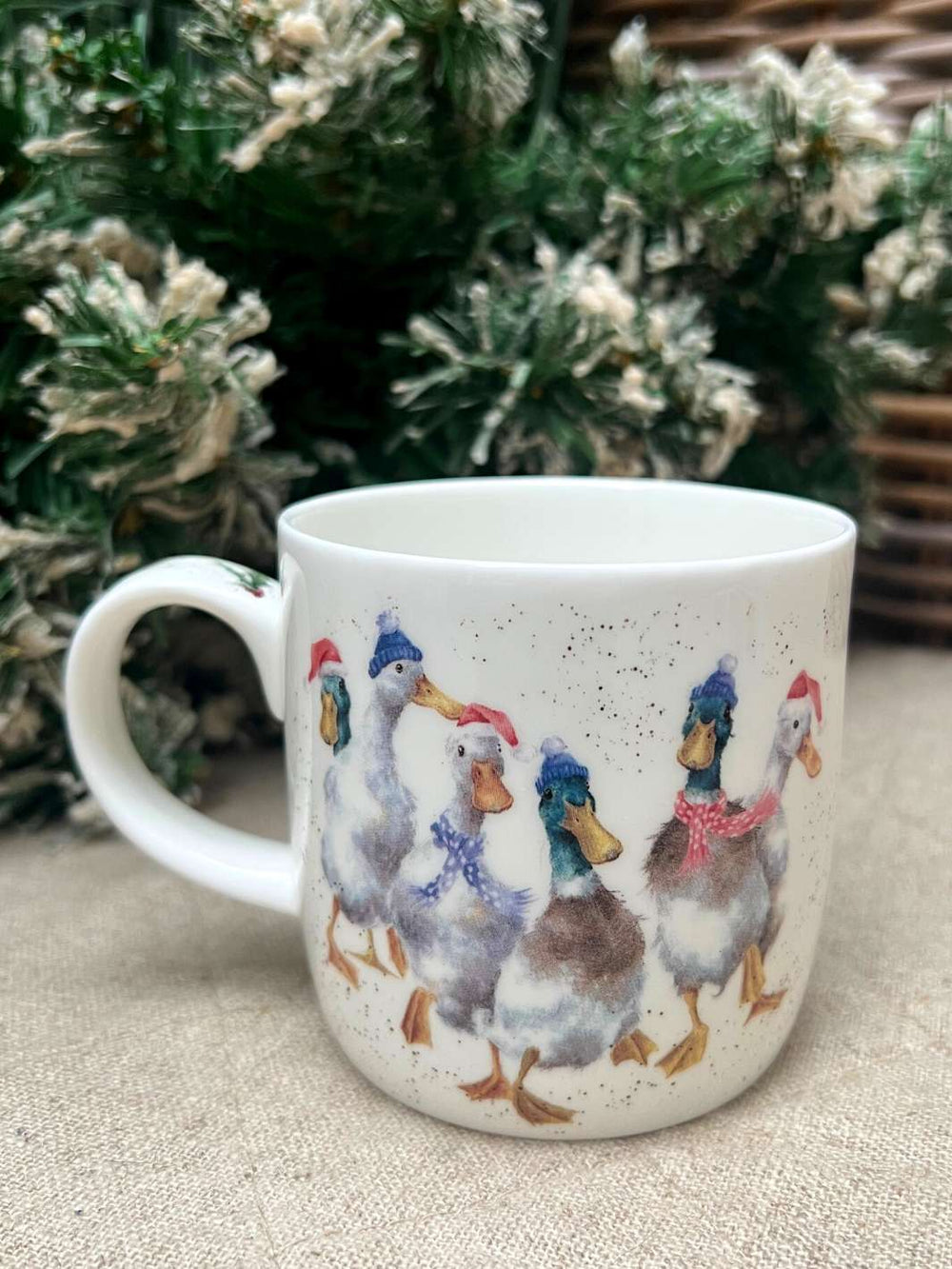 Weihnachtliche Tasse mit Enten von Wrendale Designs