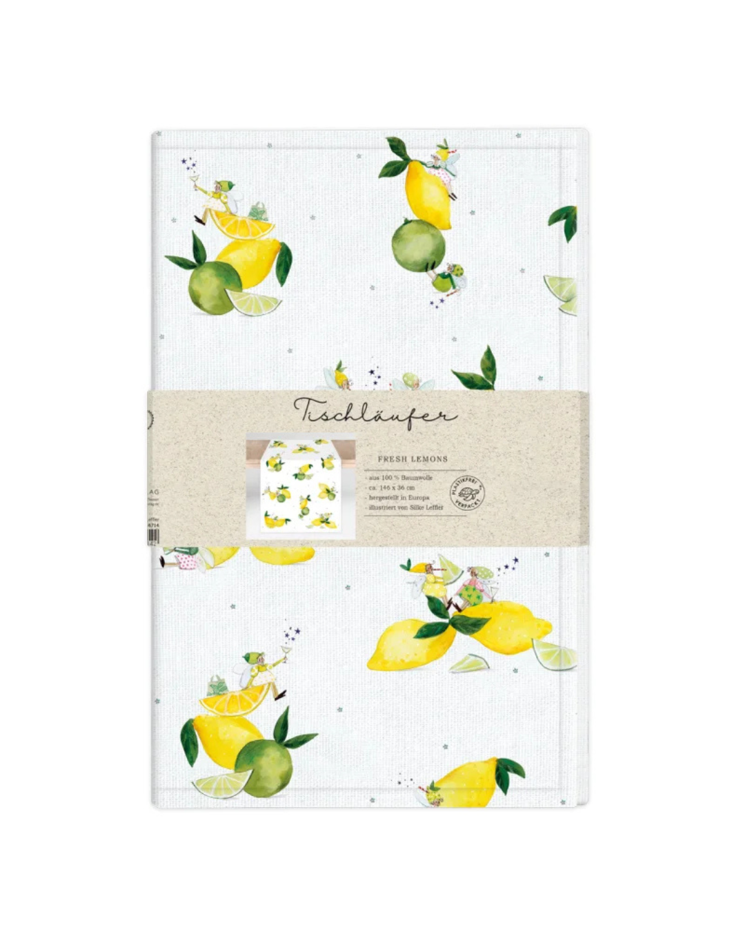 Verpackter "Fresh Lemons" Tischläufer aus Baumwolle vom Grätz Verlag vor weißen Hintergrund. Das Motiv besteht aus vielen Zitronen und verschiedenen Zitronen-Feen,welche auf und vor den Zitrusfrüchten sitzen. Die Illustration stammt von Silke Leffler.