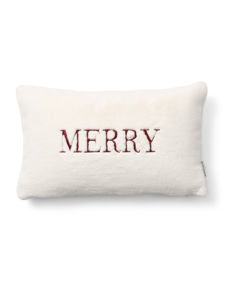 Weißer Kissenbezug von Rivièra Maison mit roter Stickerei „MERRY“