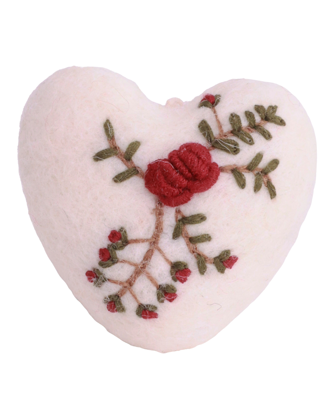 weißes Weihnachtsherz aus Filz mit Zweig-Stick und roten Beeren. Handgefertigt von Gry & Sif.