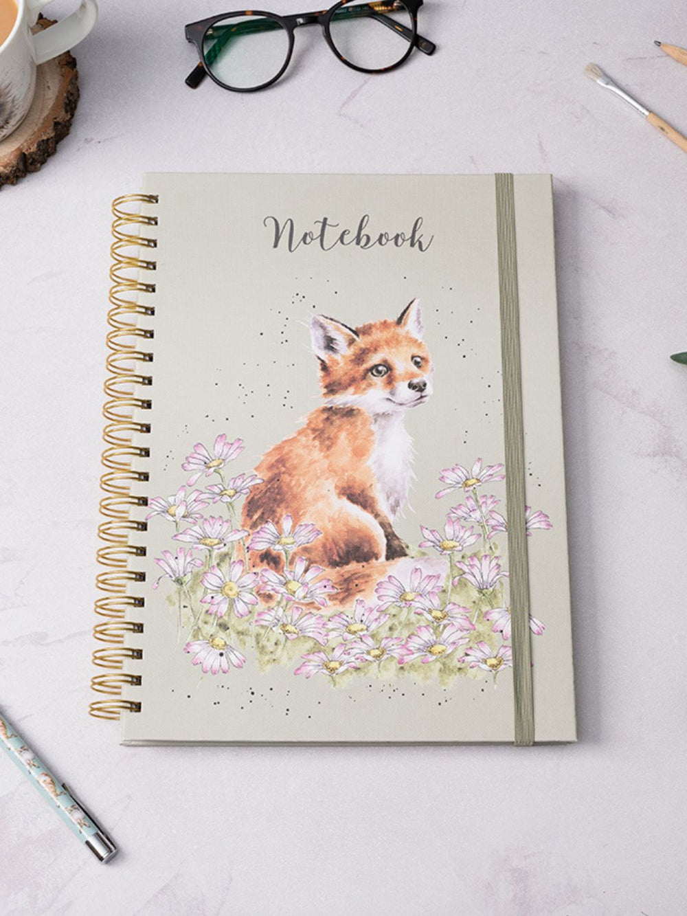 Wrendale Designs Notizbuch in mintgrün und niedlichem Fuchskind drauf.