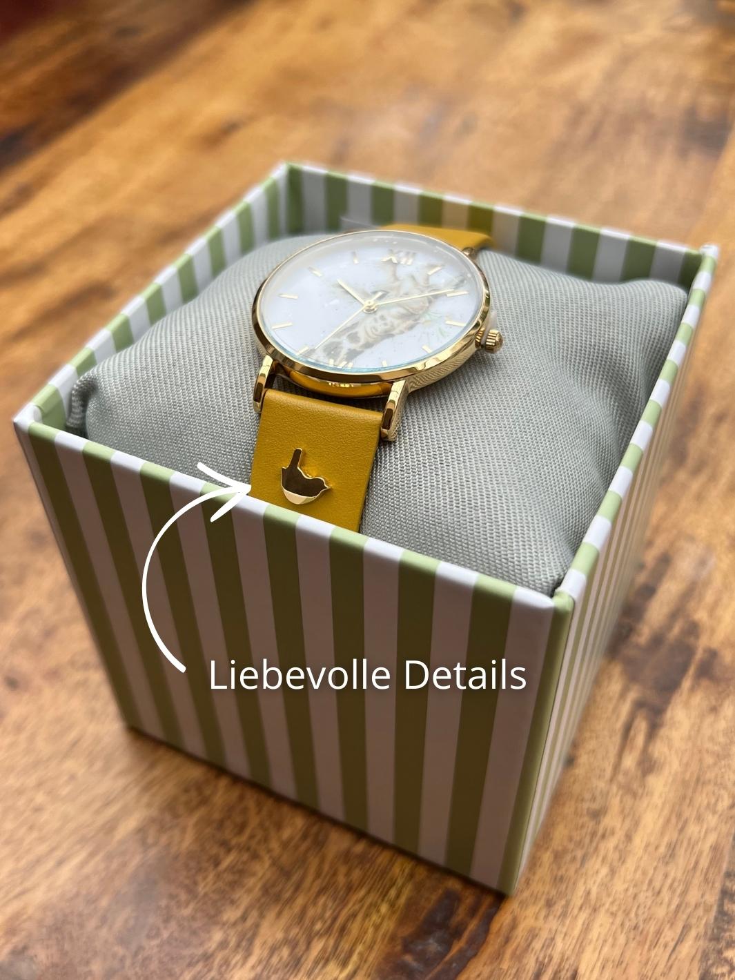 Wrendale Designs Armbanduhr Giraffe mit liebevollen Details
