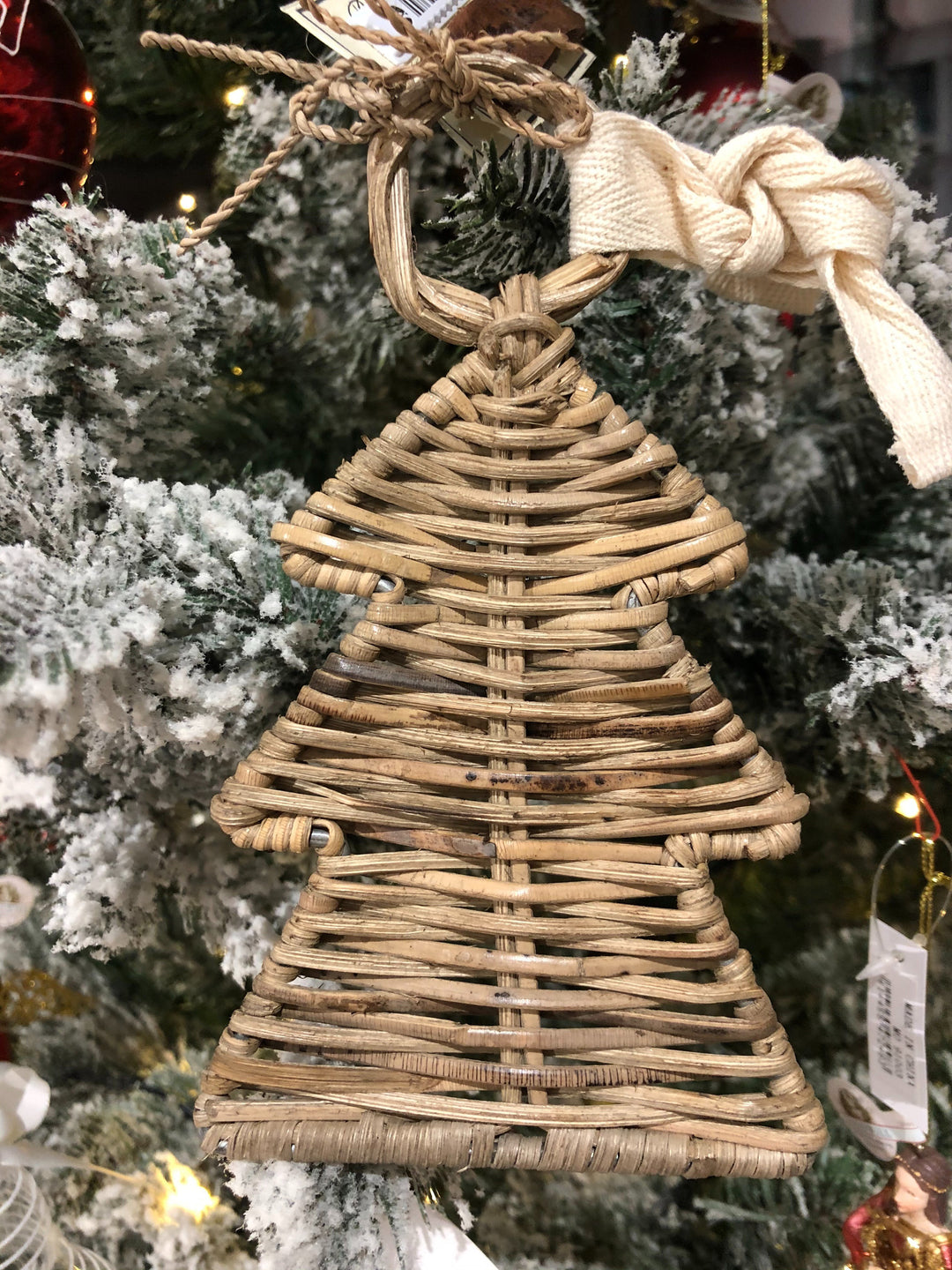 Rustic Rattan Christmas Hanger Tree von Riviera Maison - Südstrand